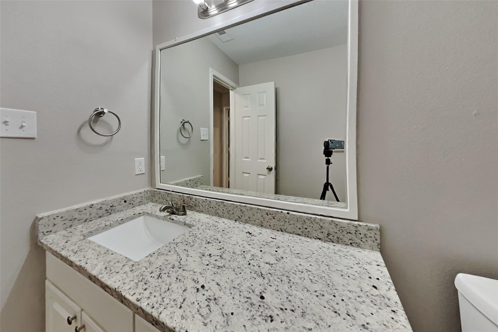 16716 Foursquare Drive - Photo 15