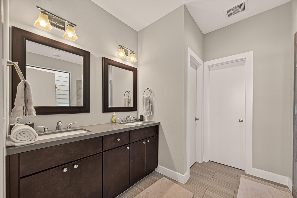 1615 Milby Street - Photo 9