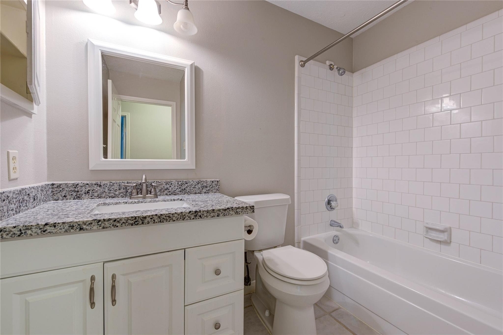 3322 Larkwood Lane - Photo 14