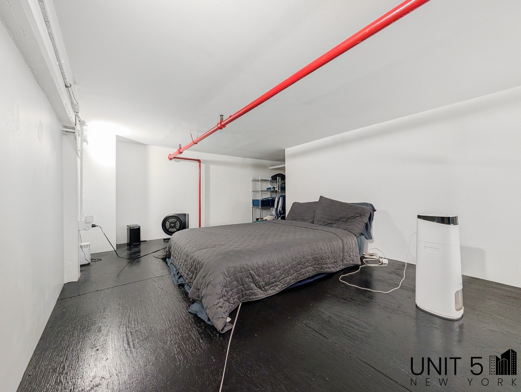 345 Eldert Street - Photo 6