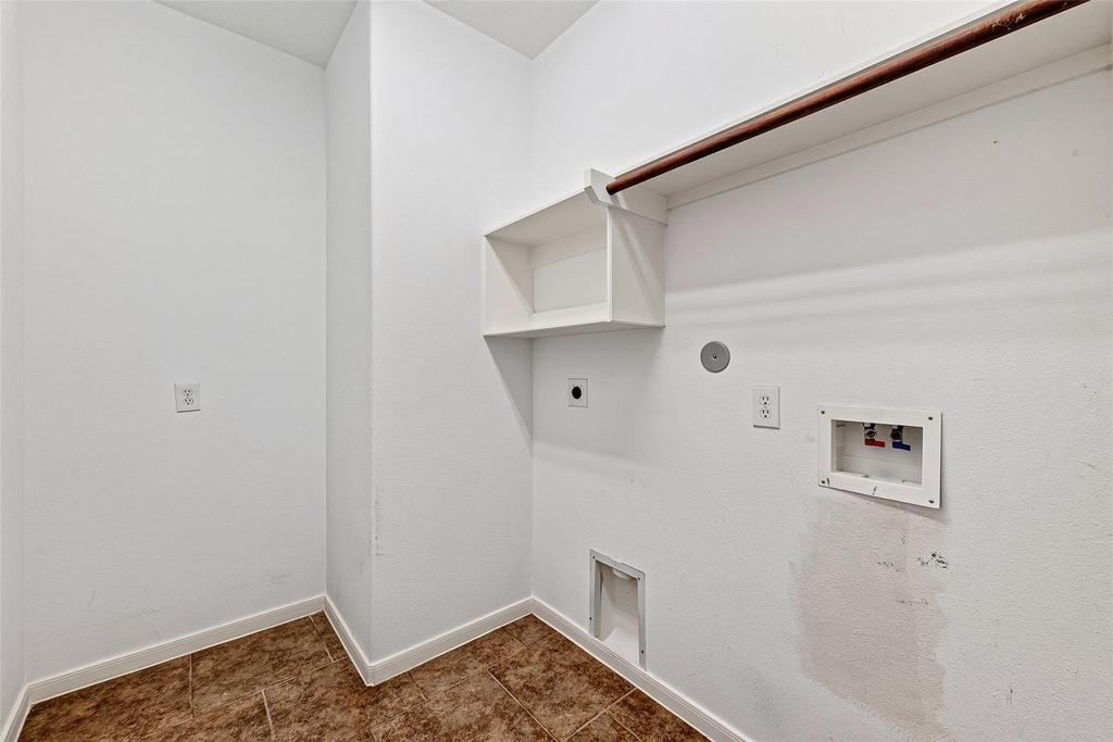 24222 Lake Path Circle - Photo 33