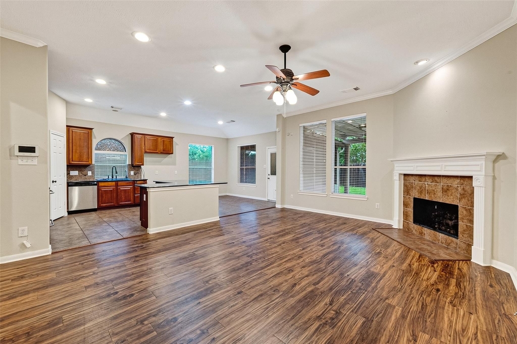 24222 Lake Path Circle - Photo 9