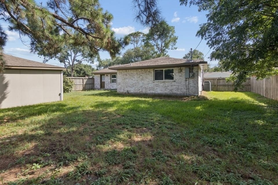 6022 Beaudry Drive - Photo 24