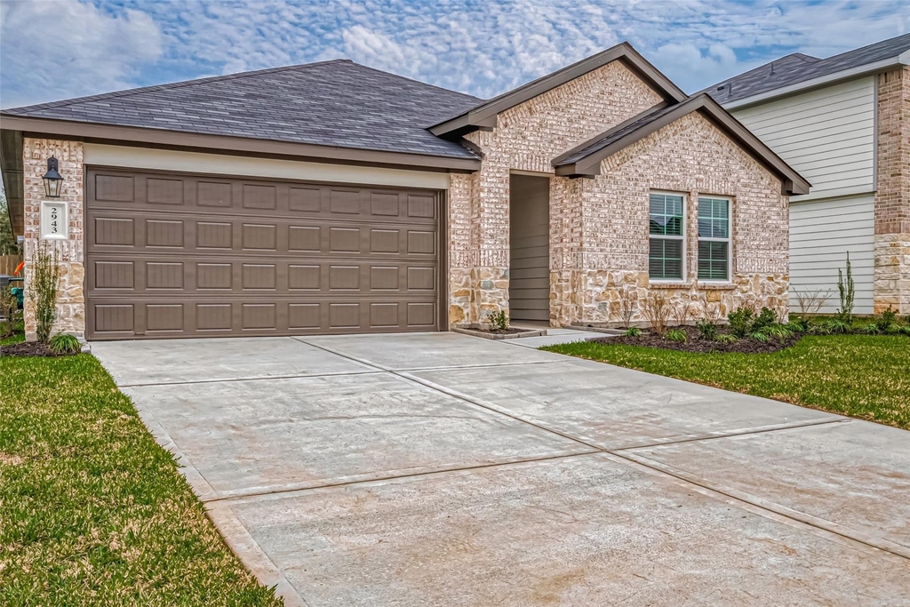 2943 Sycamore Run Lane - Photo 1