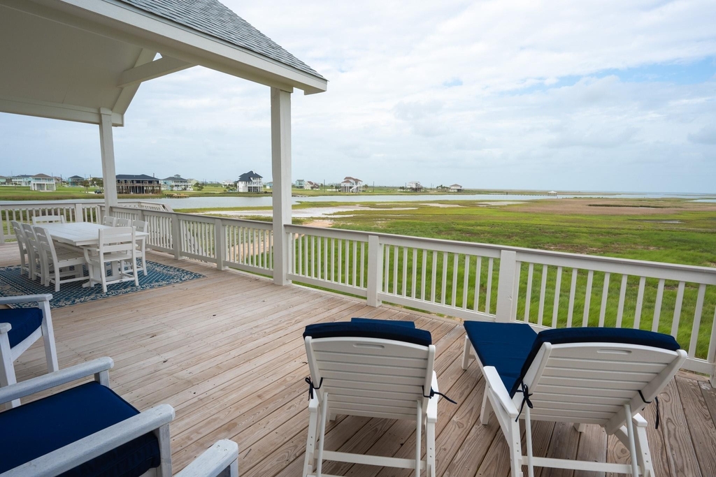 18414 Indian Beach Ct - Photo 3