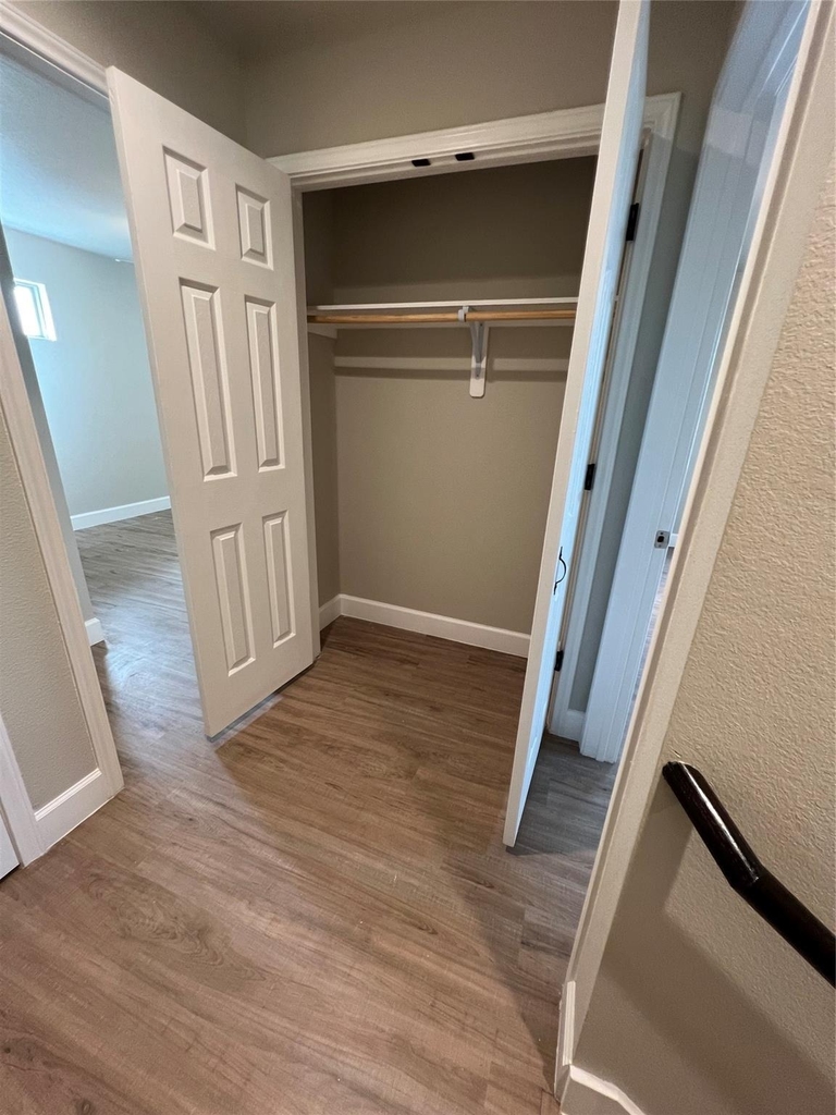 9722 Pelsey Street - Photo 15