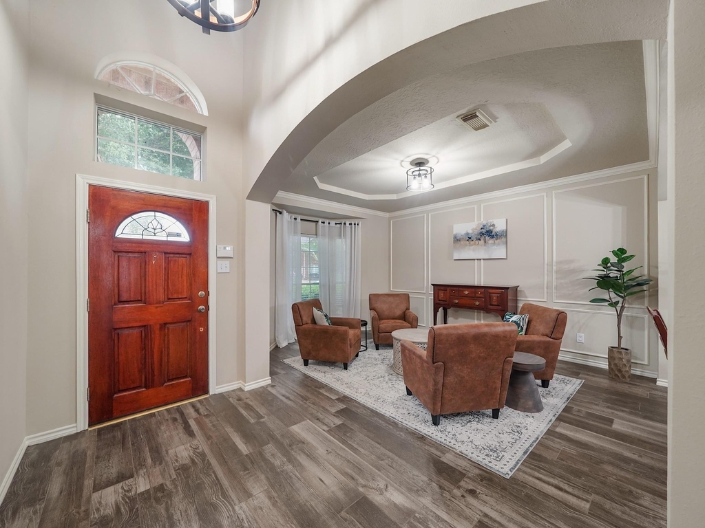 719 Rock Springs Drive - Photo 1