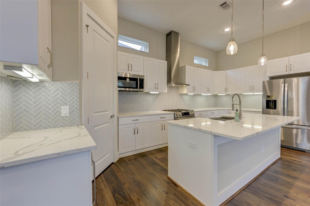 1108 Fowler Street - Photo 21