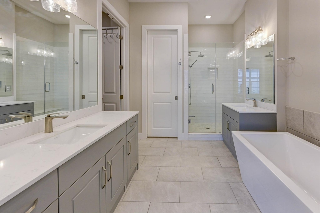1108 Fowler Street - Photo 32