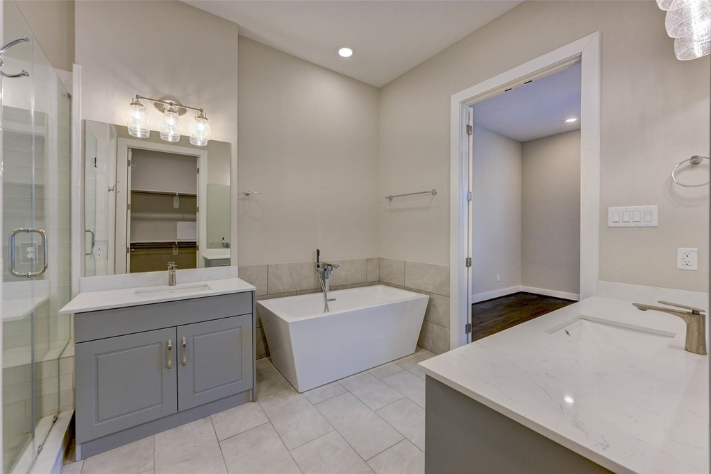 1108 Fowler Street - Photo 34