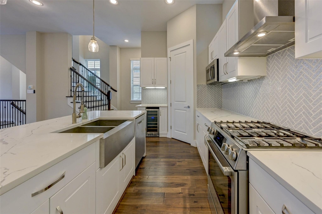 1108 Fowler Street - Photo 23