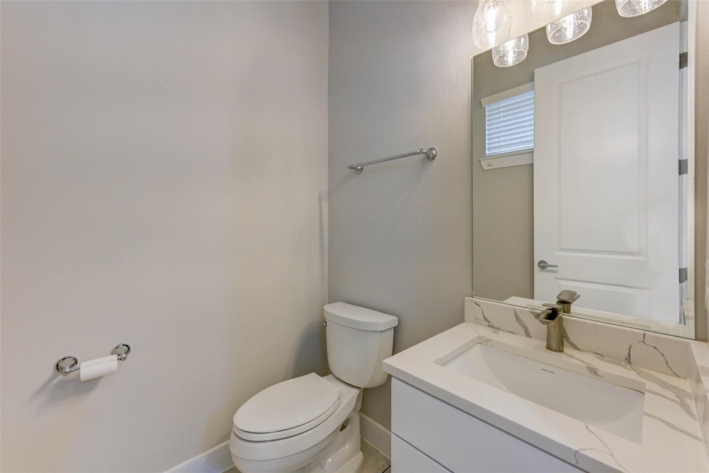 1108 Fowler Street - Photo 27