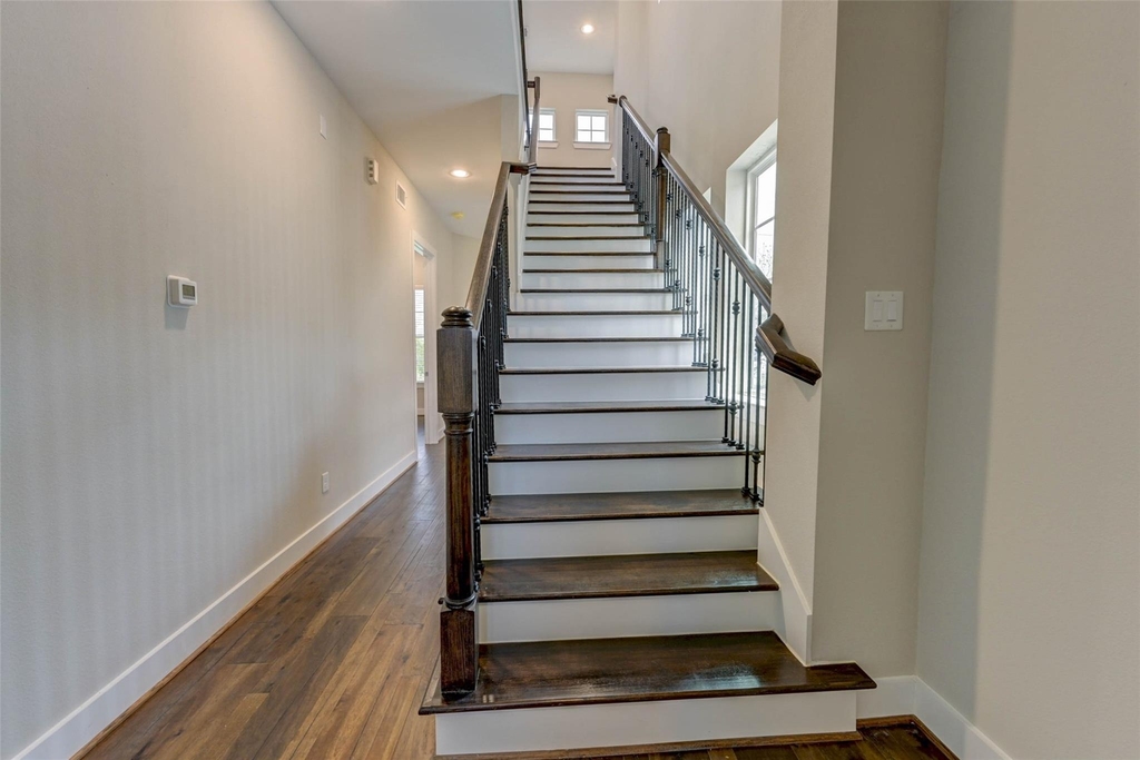 1108 Fowler Street - Photo 39