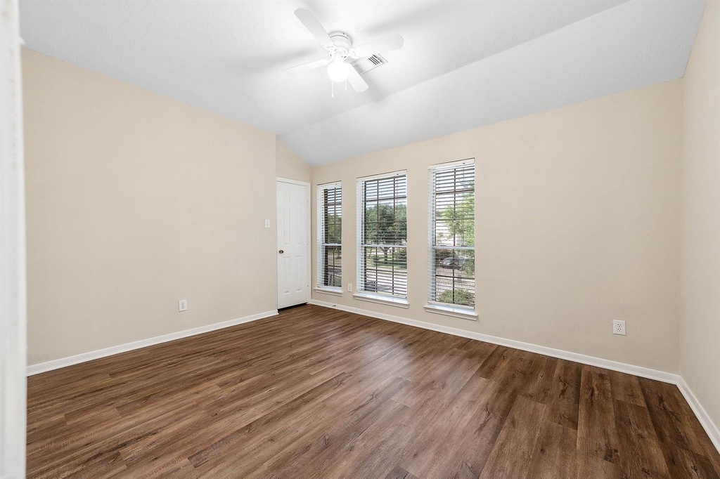 1835 Taylor Creek Drive - Photo 29