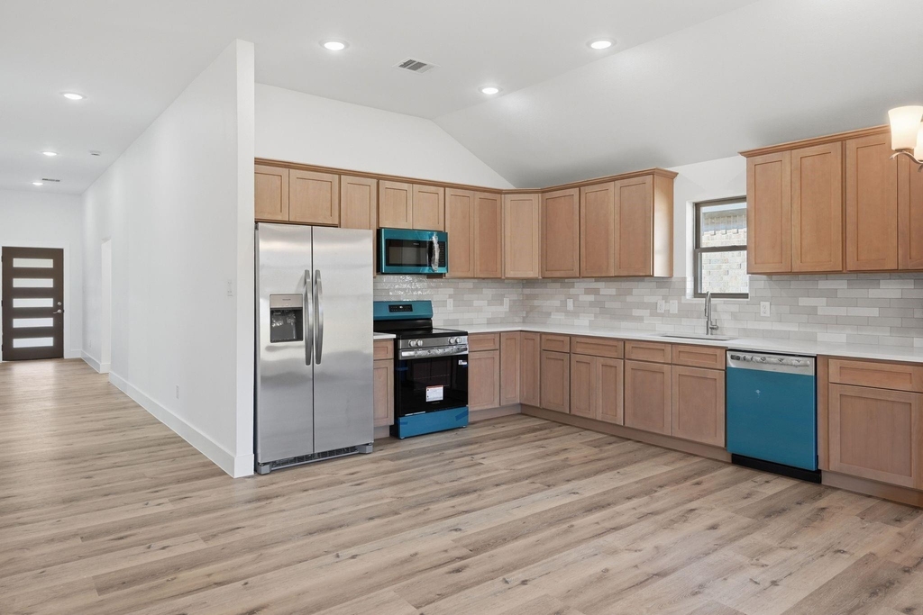 13134 Lake Conroe Bay Road - Photo 12