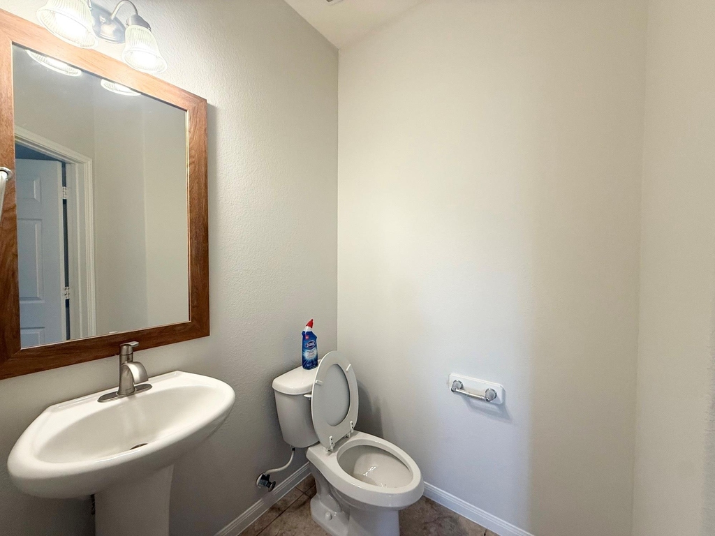 2311 Lakecrest Town Drive - Photo 12
