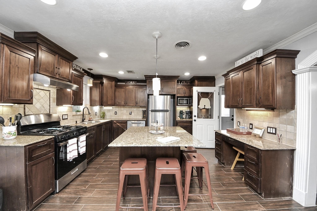 8607 Shadow Crest Street - Photo 24