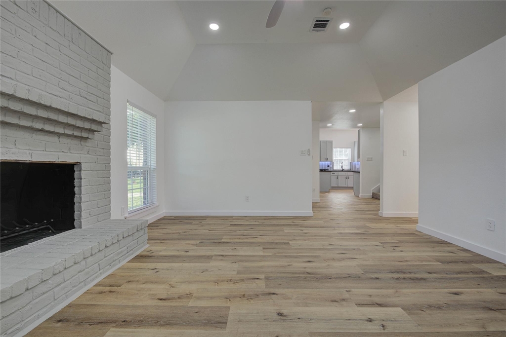3223 Cherry Hills Drive - Photo 3