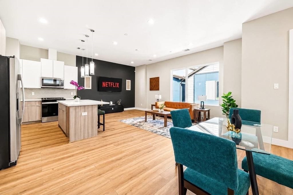 778 Paul Quinn Street - Photo 3