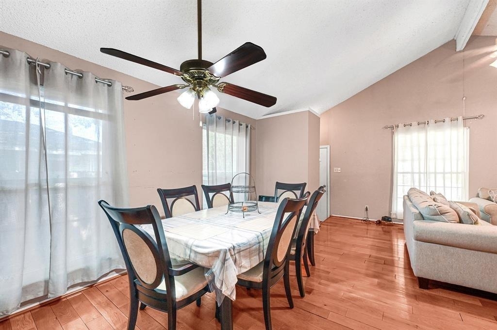 8829 Carousel Lane - Photo 4