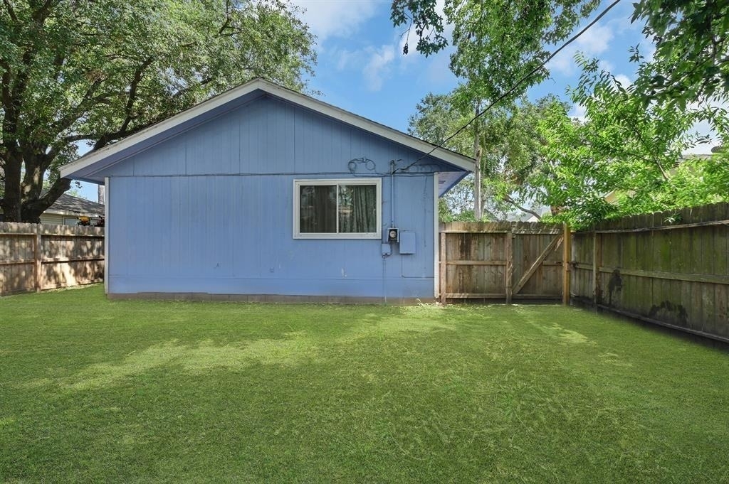 8829 Carousel Lane - Photo 18