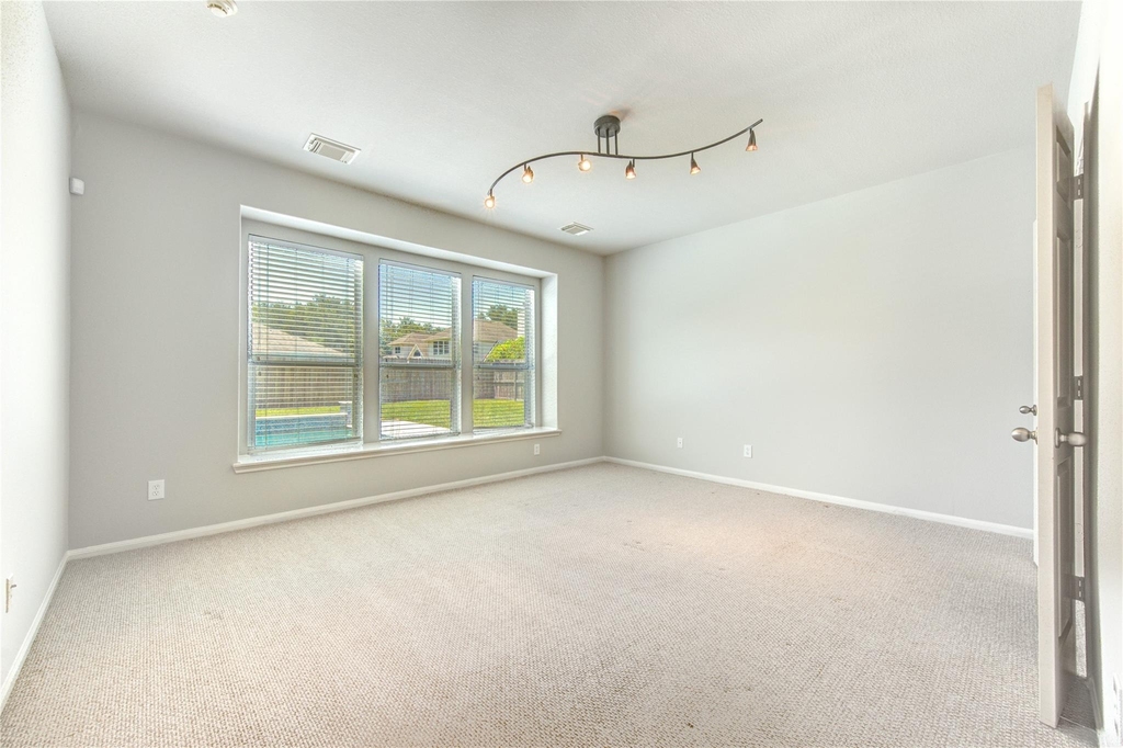 7931 Black Horse Cove - Photo 9