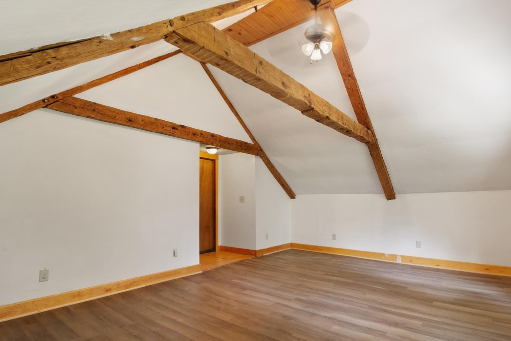 144 Meredith Center - Photo 23
