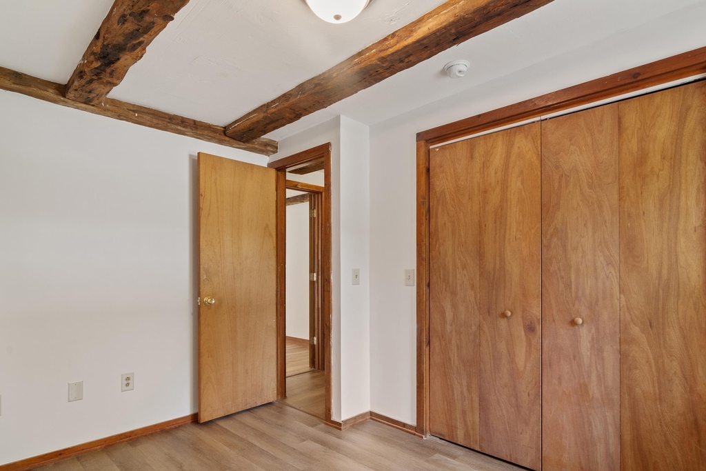 144 Meredith Center - Photo 18