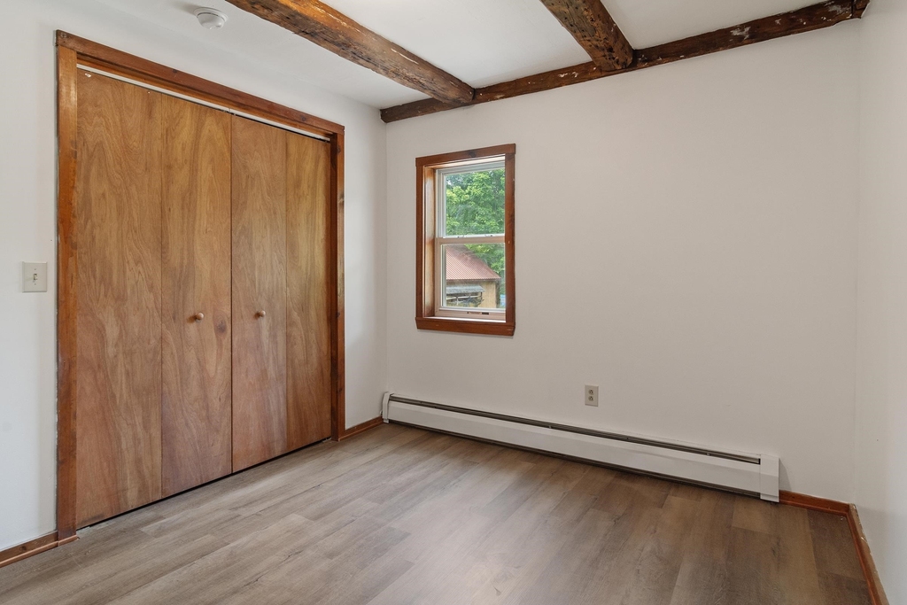 144 Meredith Center - Photo 17