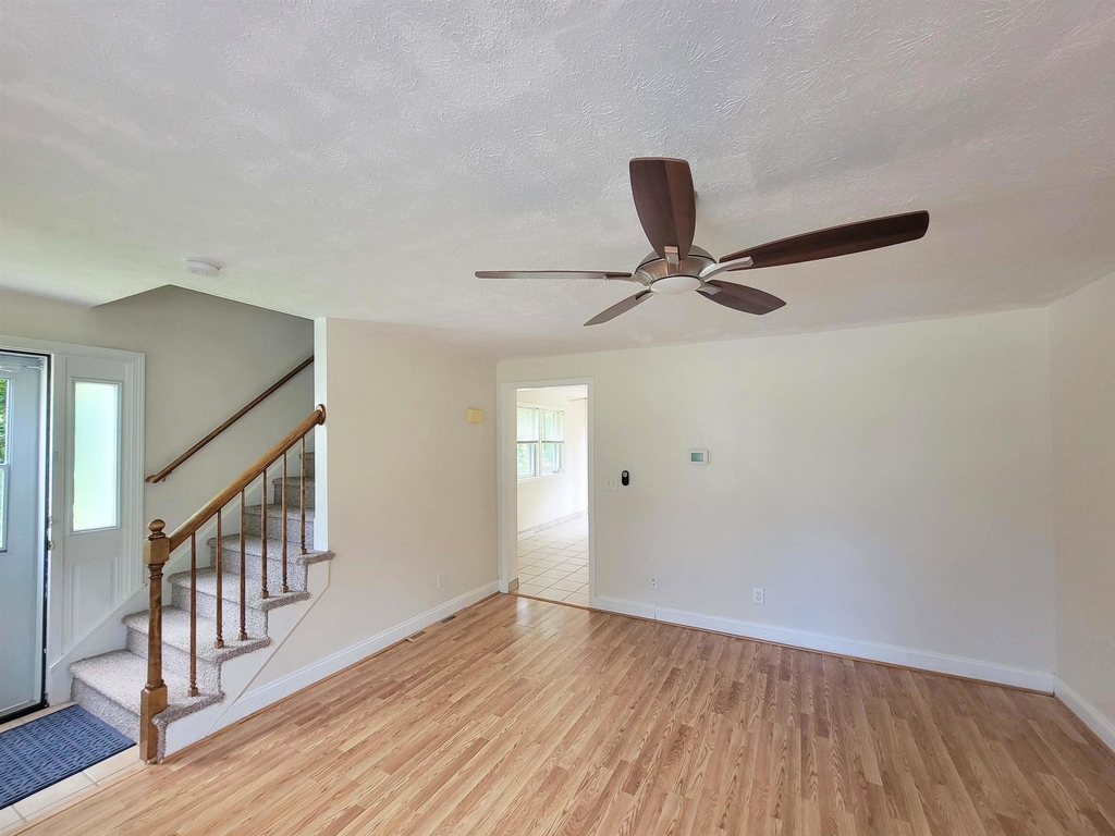 286 Winding Pond - Photo 4