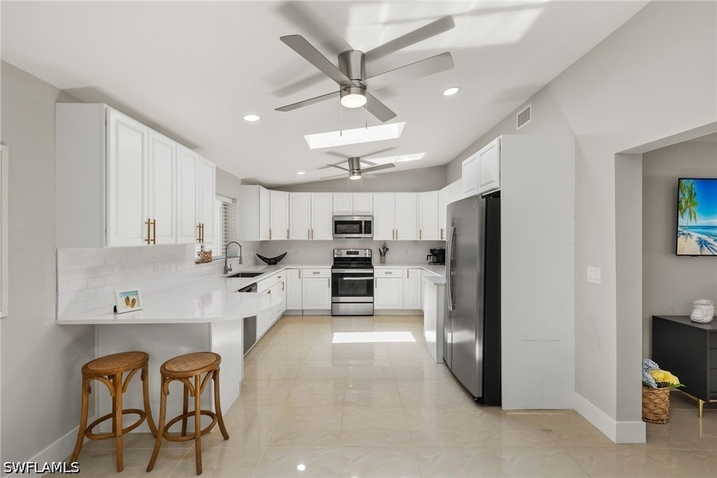 482 Tradewinds Avenue - Photo 10