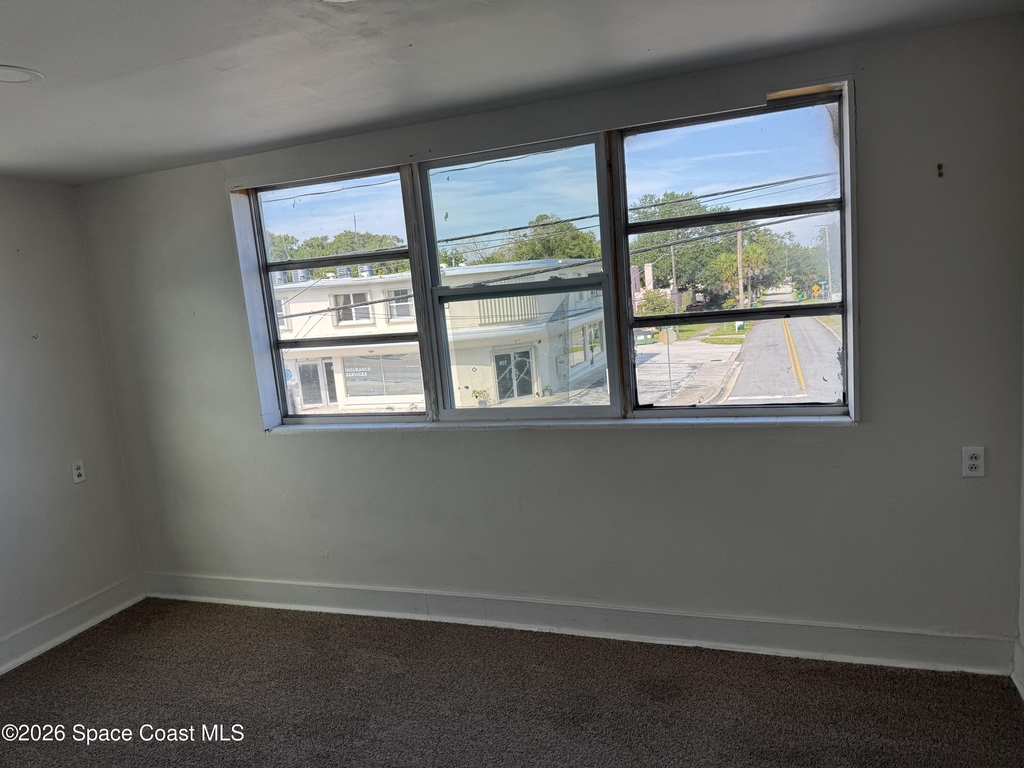 808 Forrest Avenue - Photo 4