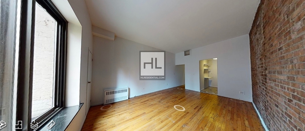 East 80th Street - Photo 1