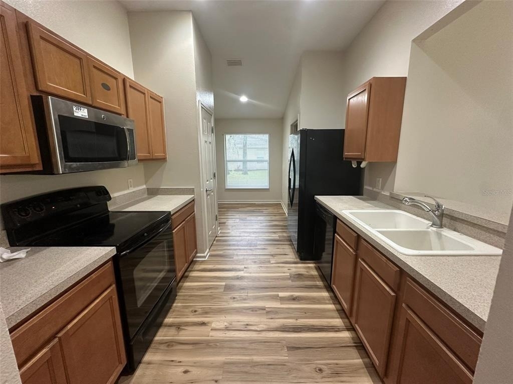 14757 Wake Robin Drive - Photo 2