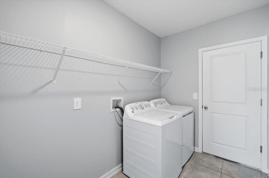 1033 Holden Way - Photo 29