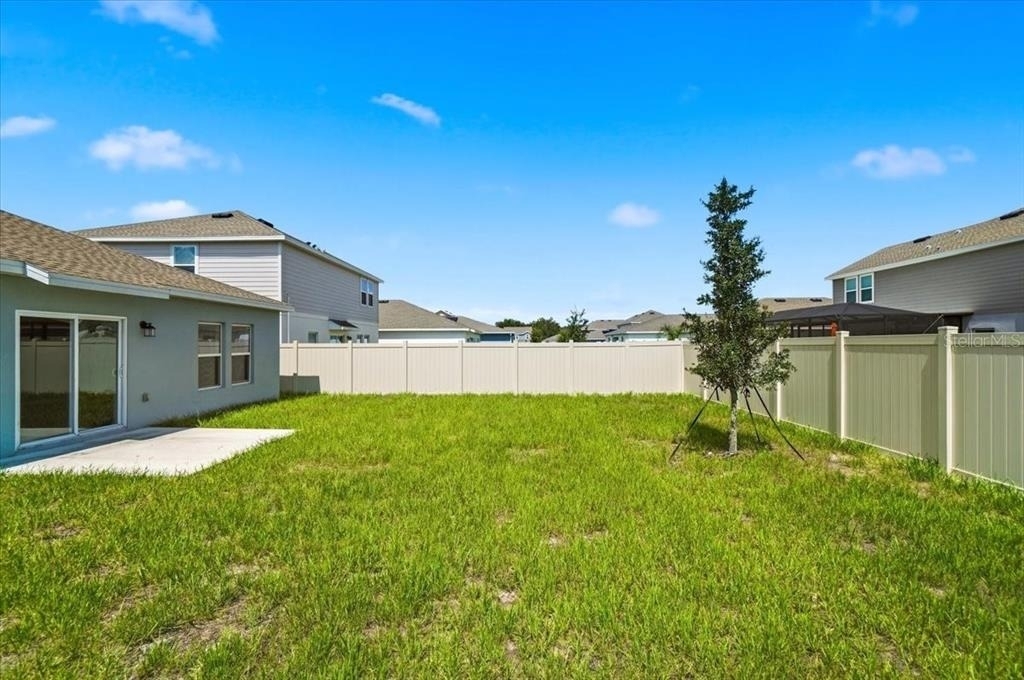 1033 Holden Way - Photo 31