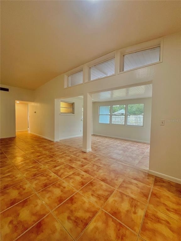 1390 Satsuma Street - Photo 2
