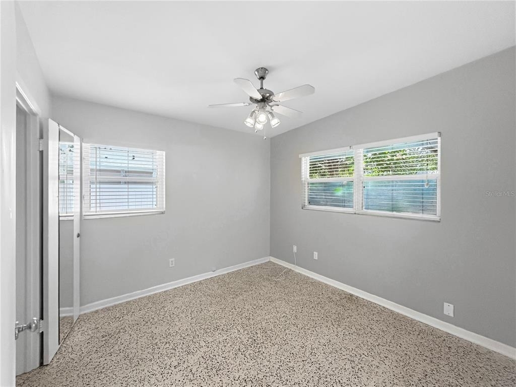 921 6th Avenue Nw - Photo 17