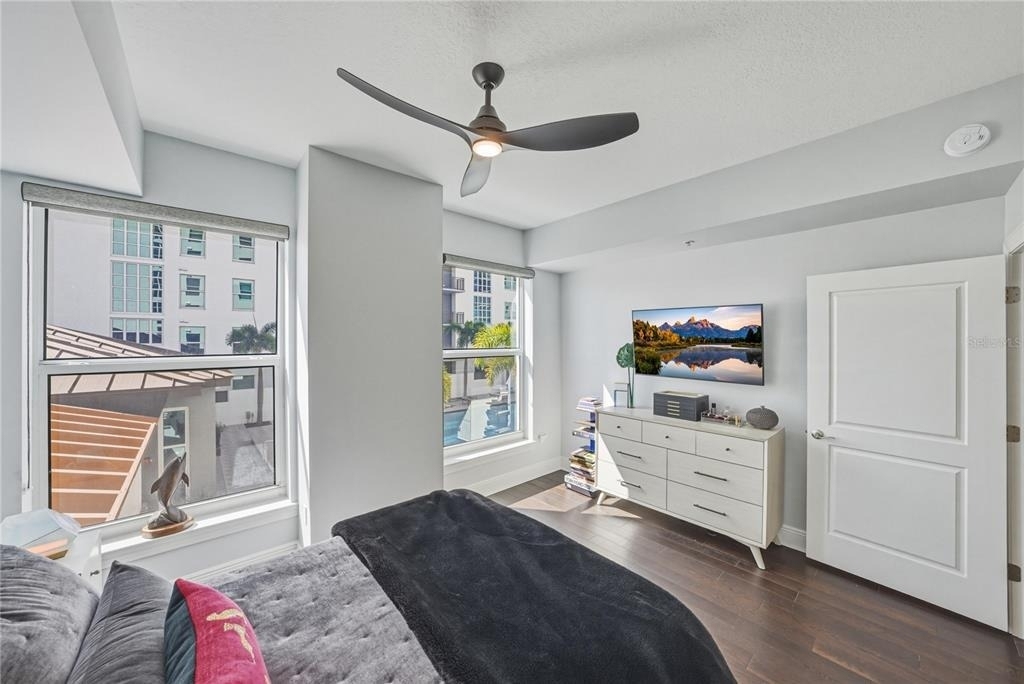 1227 E Madison Street - Photo 31