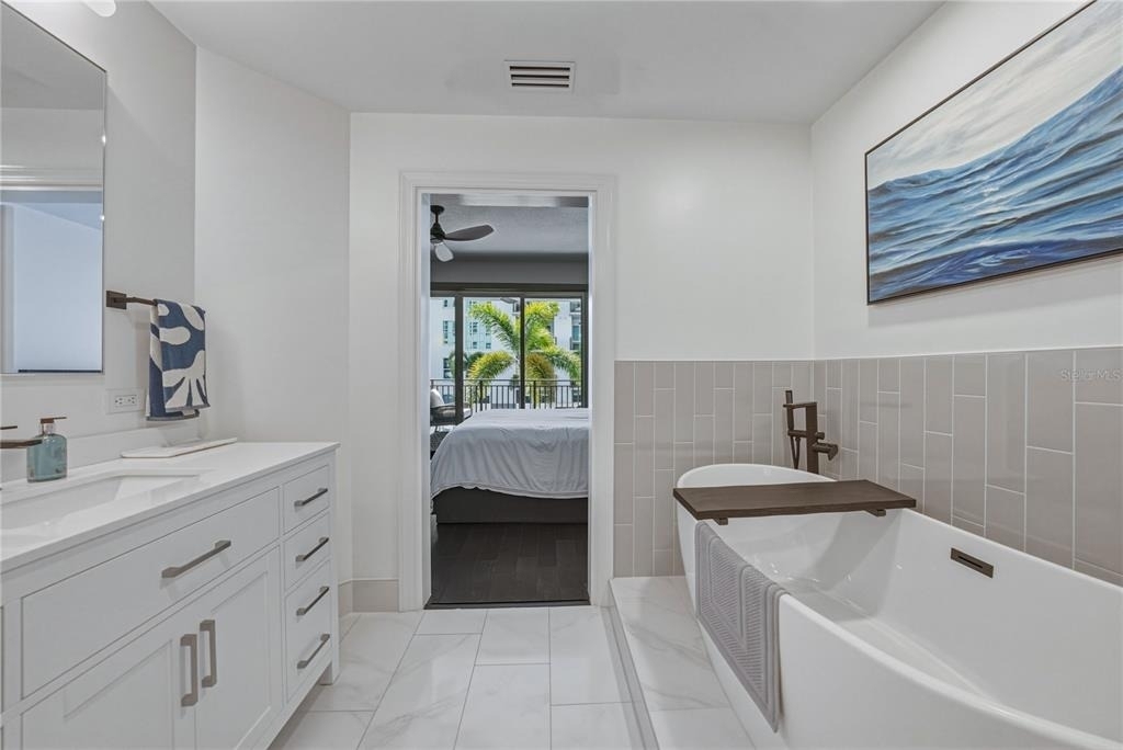 1227 E Madison Street - Photo 26