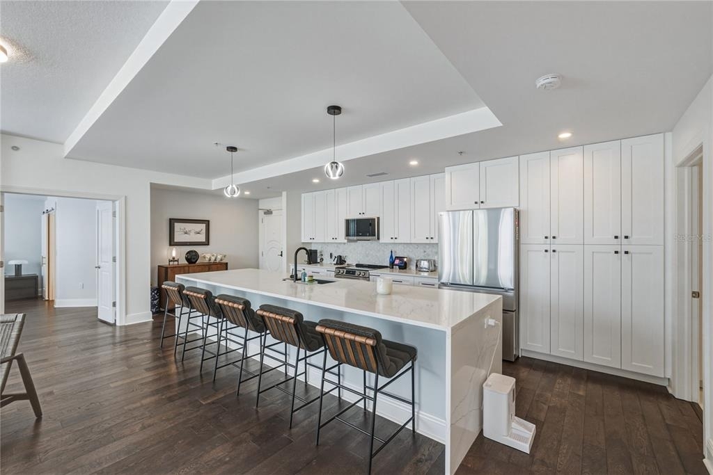 1227 E Madison Street - Photo 3