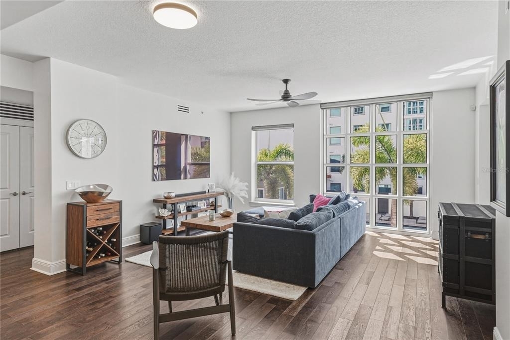 1227 E Madison Street - Photo 10