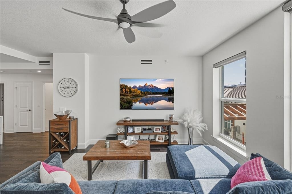 1227 E Madison Street - Photo 12