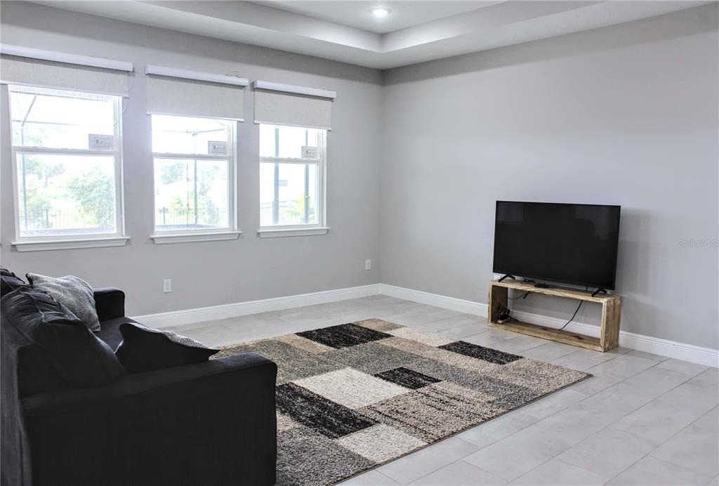 2471 Warren Acres Boulevard - Photo 10