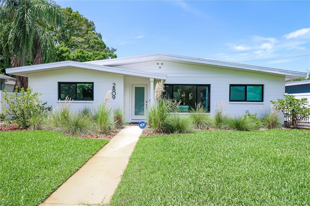 2809 46th Street S - Photo 0