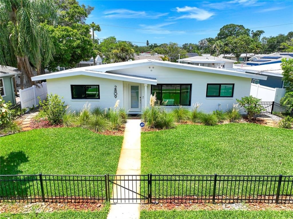 2809 46th Street S - Photo 4