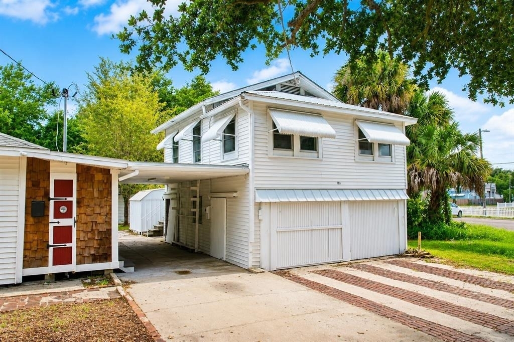 6506 N Wellington Avenue - Photo 1