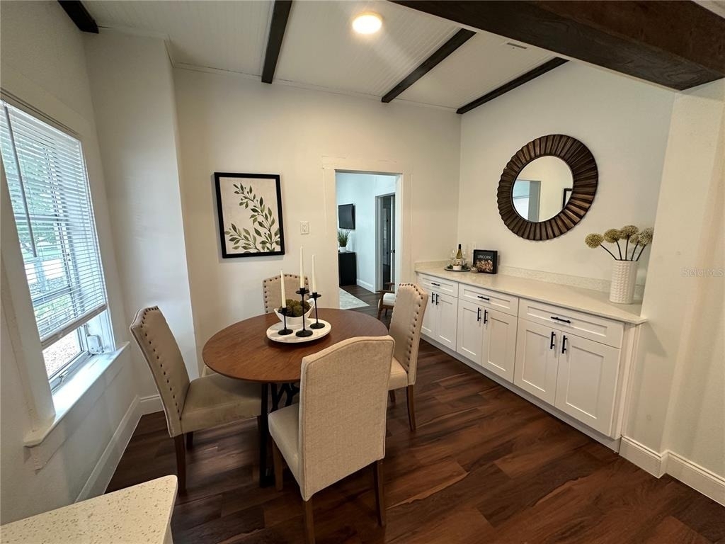6506 N Wellington Avenue - Photo 15