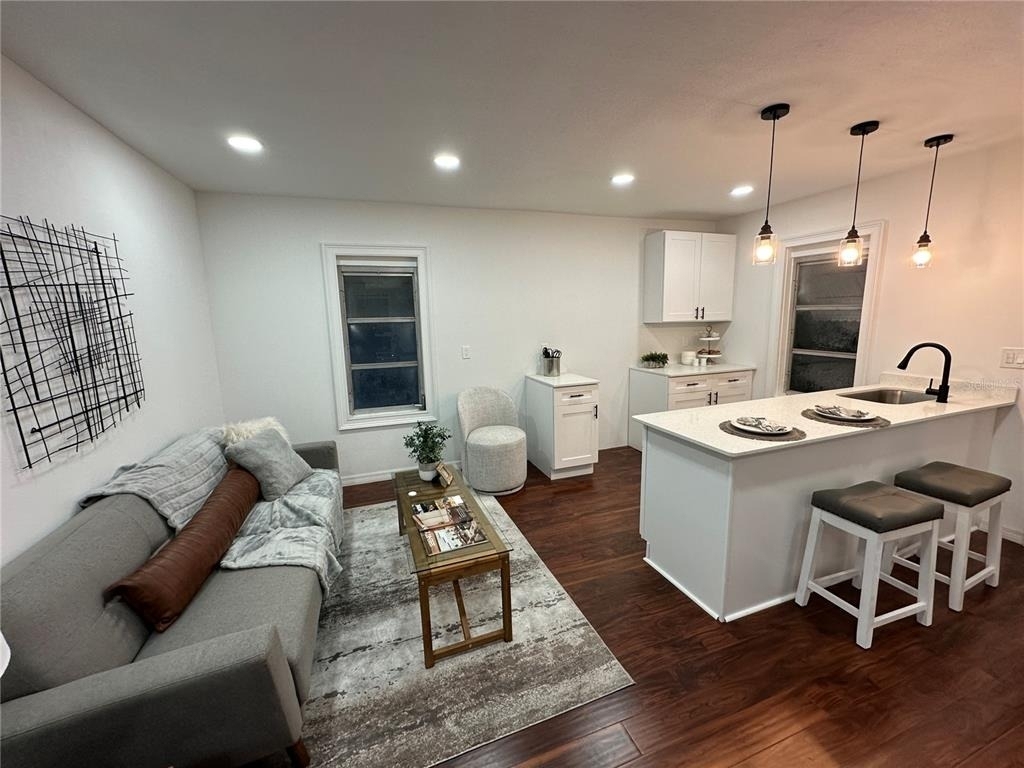 6506 N Wellington Avenue - Photo 10
