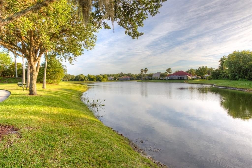 10245 Devonshire Lake Drive - Photo 35